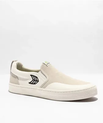 Cariuma Slip On Pro White & Vintage White Skate Shoes