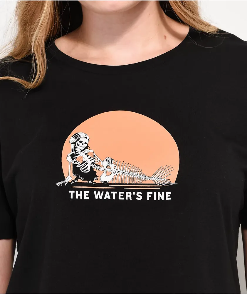 Chomp Waters Fine Black Crop T-Shirt