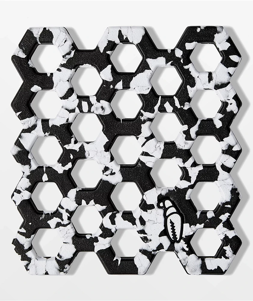 Crab Grab Trap Swirl Black & White Stomp Pad