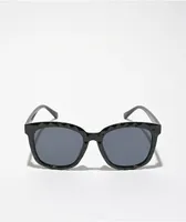 Diamond Geo Square Black Sunglasses