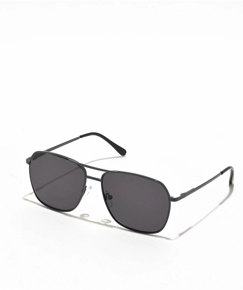 Empyre Saloon Black Sunglasses