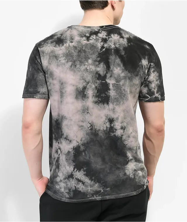 Episode x Jujutsu Kaisen Itadori Black Tie Dye T-Shirt