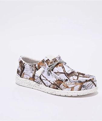 HEYDUDE x Realtree Edge Wally White Shoes