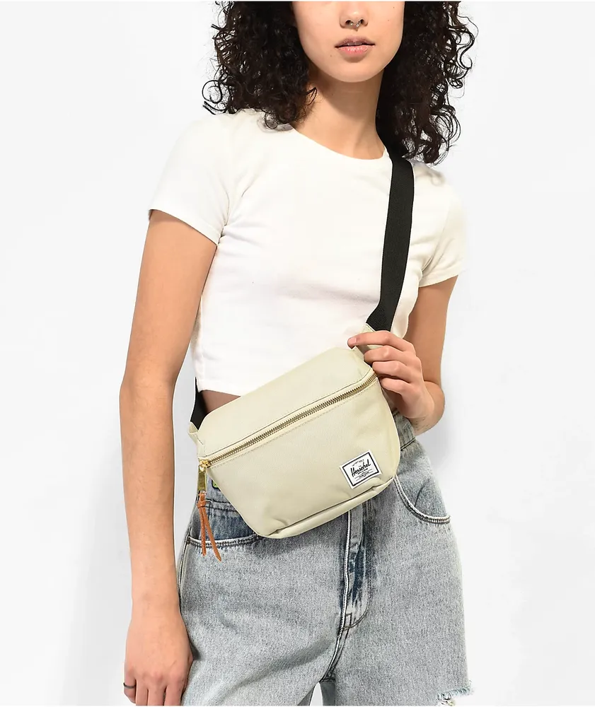 Herschel Fifteen Light Pelican Off White Fanny Pack