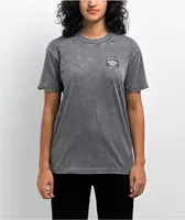 Lurking Class by Sketchy Tank Trust No One Washed Grey T-Shirt