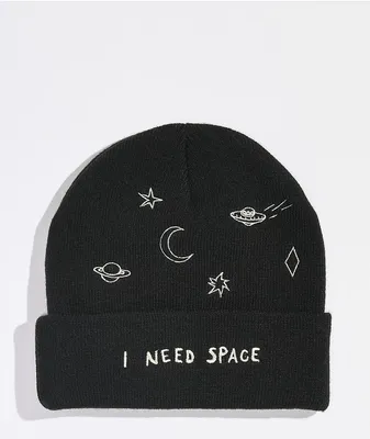 Melodie I Need Space Black Beanie