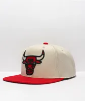 Mitchell & Ness x NBA Chicago Bulls Natural Snapback Hat