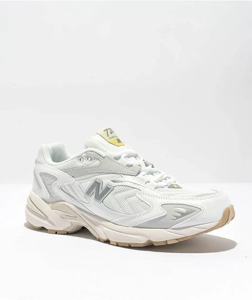 New Balance Lifestyle 725 Sea Salt, White & Gum Shoes