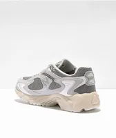 New Balance Lifestyle 725 V1 Rain Cloud, Grey & Sea Salt Shoes