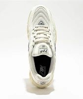 New Balance Lifestyle 725V1 Sea Salt, Phantom & Bone Shoes