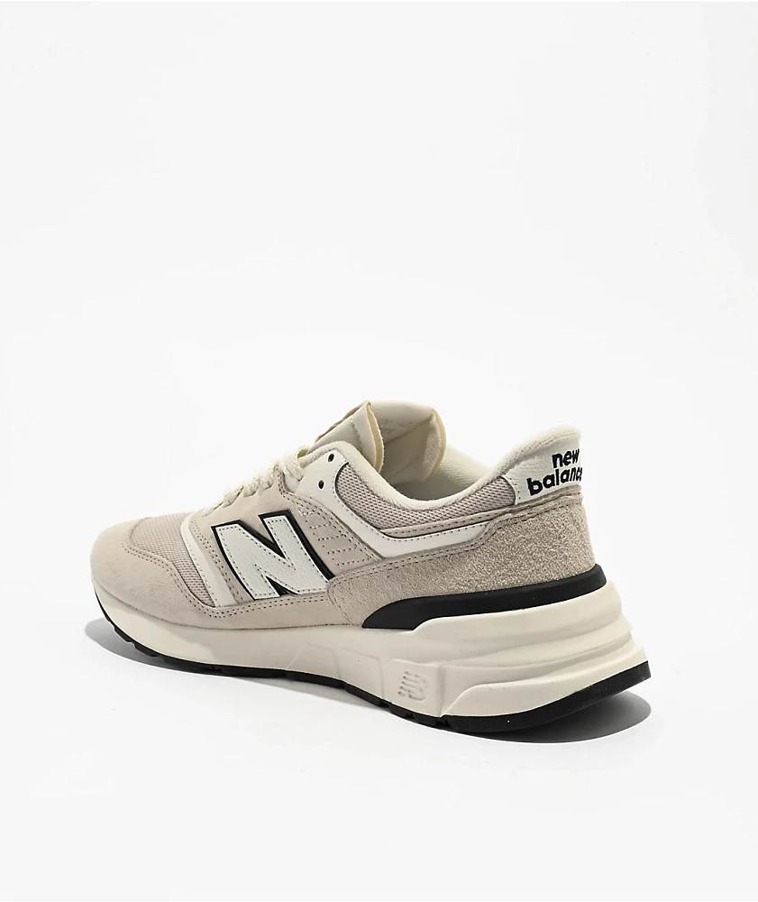 New Balance Lifestyle 997R Timberwolf & Sea Salt Shoes