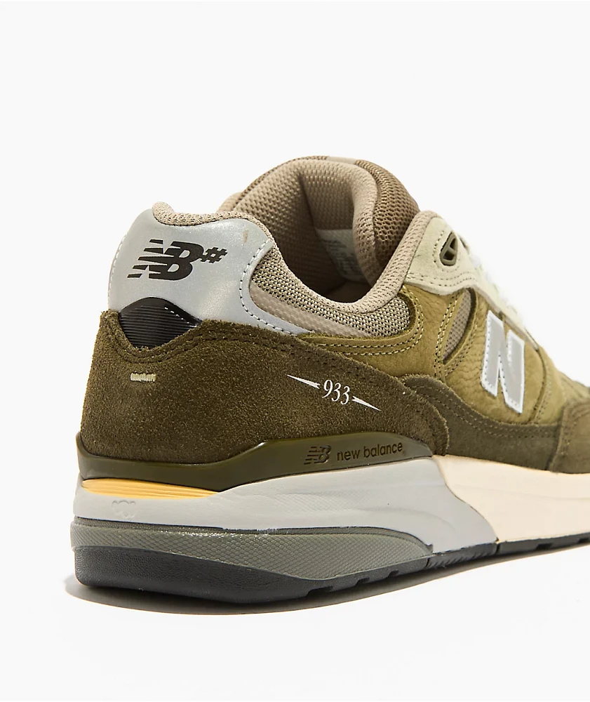 New Balance Numeric 933 Reynolds Dark Olive & Light Olive Skate Shoes