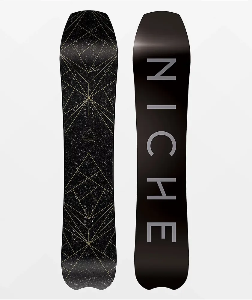 Niche Pyre Snowboard 2022