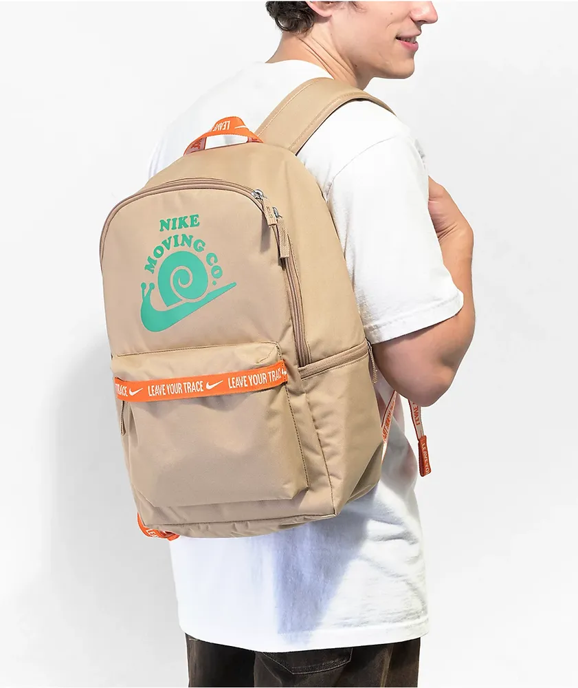 Nike Heritage Snail Tan & Green Backpack