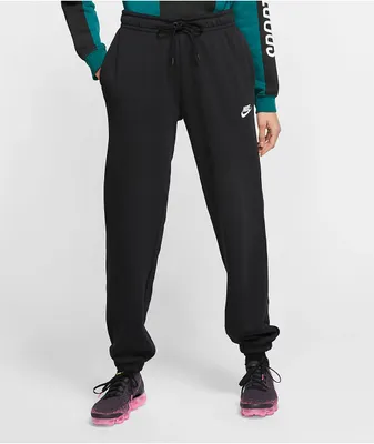 Nike Sportswear Essential Black Sweatpants