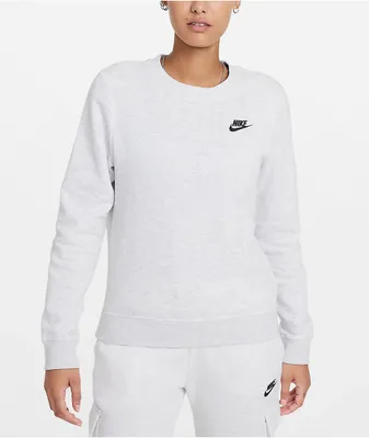 Nike Sportswear Essential Club White Fleece Crewneck Sweatshirt