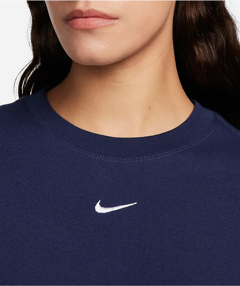 Nike Sportswear Essentials Navy T-Shirt