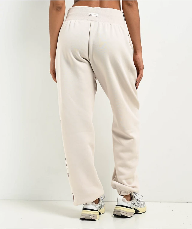 Mid Rise Nike Cream Joggers Womens Mid Rise Nike Oatmeal Oversized