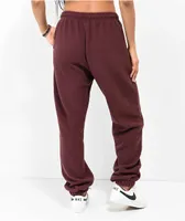 Nike Sportswear Plush Burgundy Crush Sherpa Sweatpants