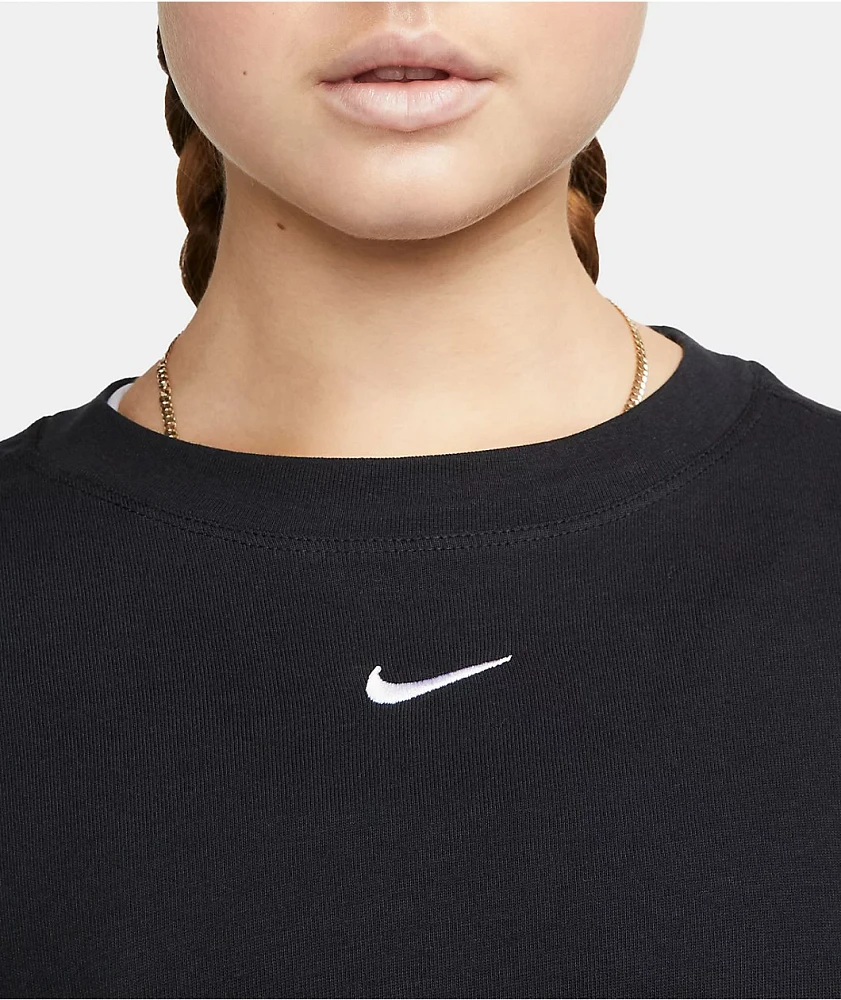 Nike Sportswear Women's Essential Black T-Shirt