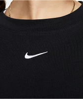Nike Sportswear Women's Essential Black T-Shirt