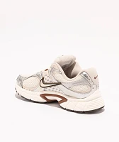 Nike V5 RNR Sail & Orewood Brown Shoes