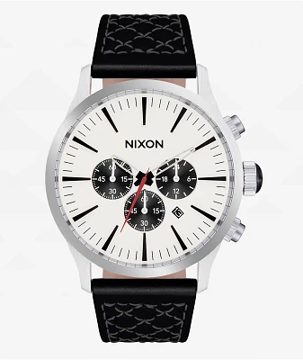 Nixon Sentry Chrono Leather Chrome, Cloud Sunray, & Black Analog Watch