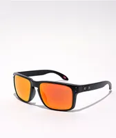 Oakley Holbrook Matte Black & Prizm Ruby