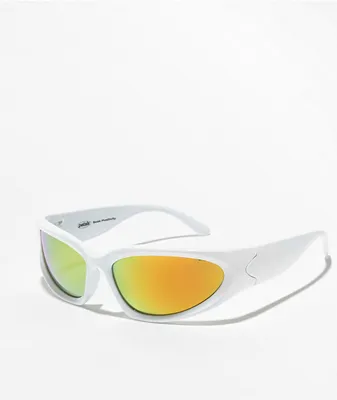 Petals And Peacocks Y2KZ White & Gold Sunglasses