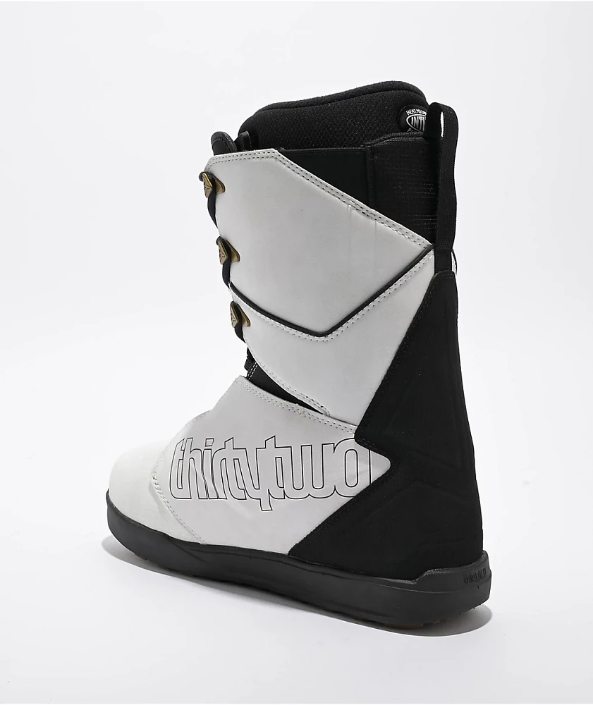 ThirtyTwo Lashed White & Black Snowboard Boots 2025