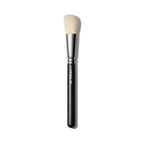 168 Synthetic Large Angled Contour Brush