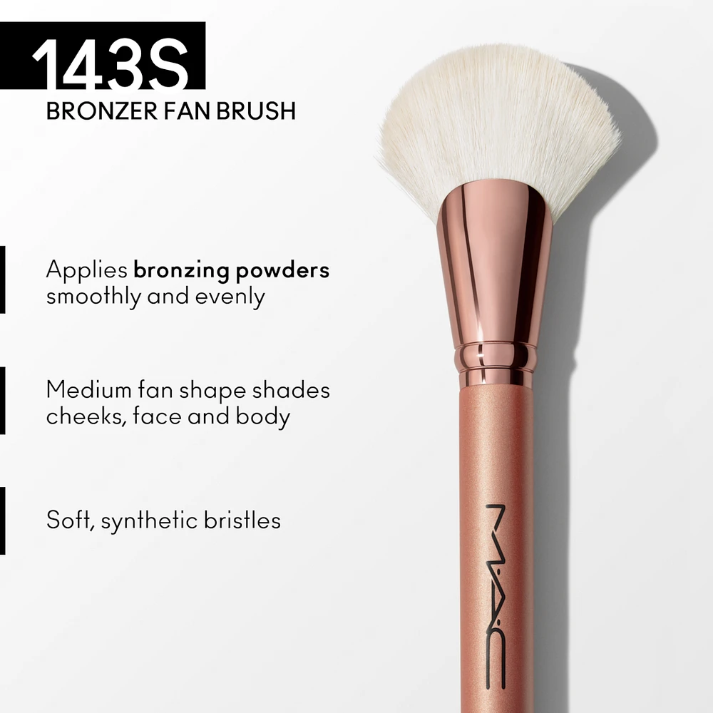 143S Bronzer Fan Brush