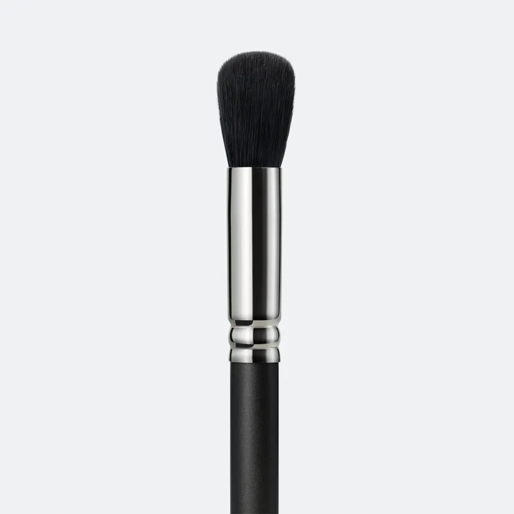 109 Synthetic Small Contour Brush