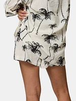The Classic Linen Short