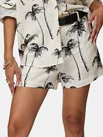 The Classic Linen Short