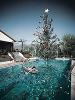 Christmas Swim - Slim Aarons