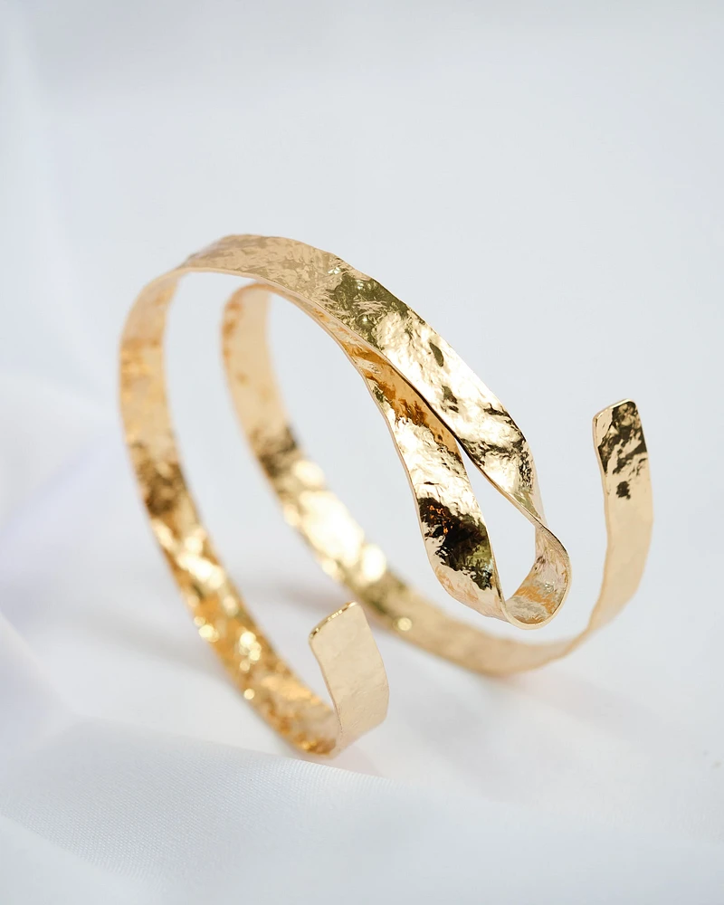 16K Plated Hammered Arm Cuff