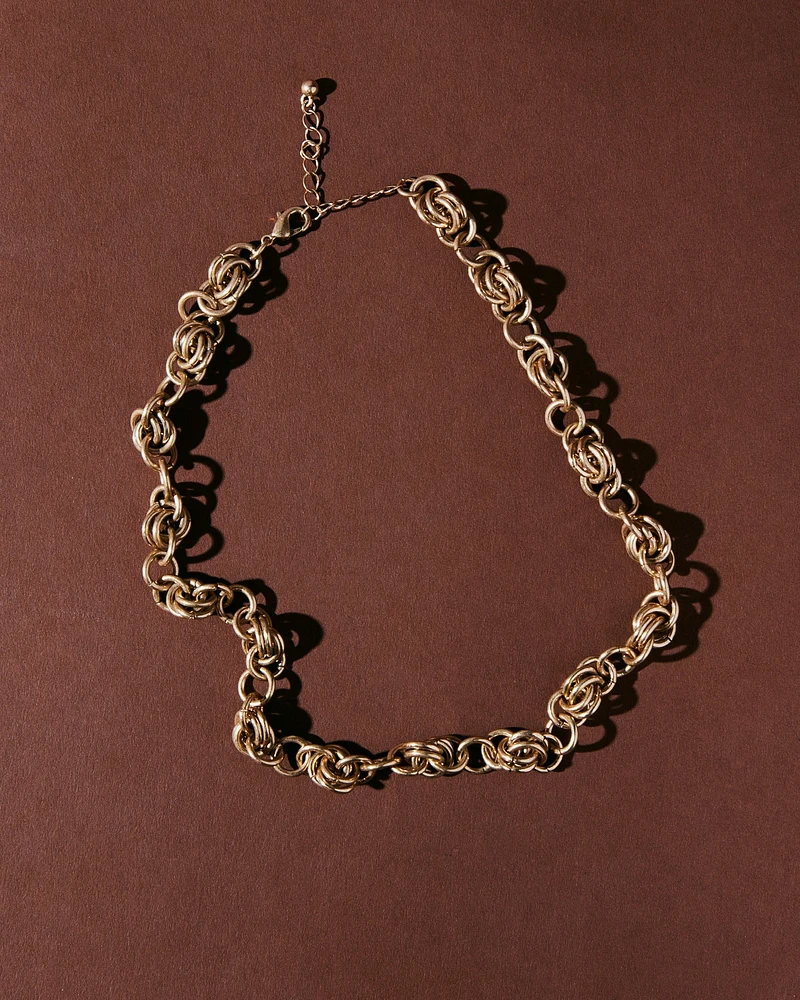 Joma Necklace