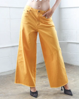 Elenia Pant