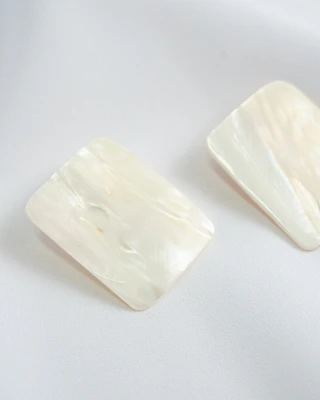 Shell Piece Earrings
