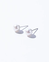 Pearly Stud Earrings