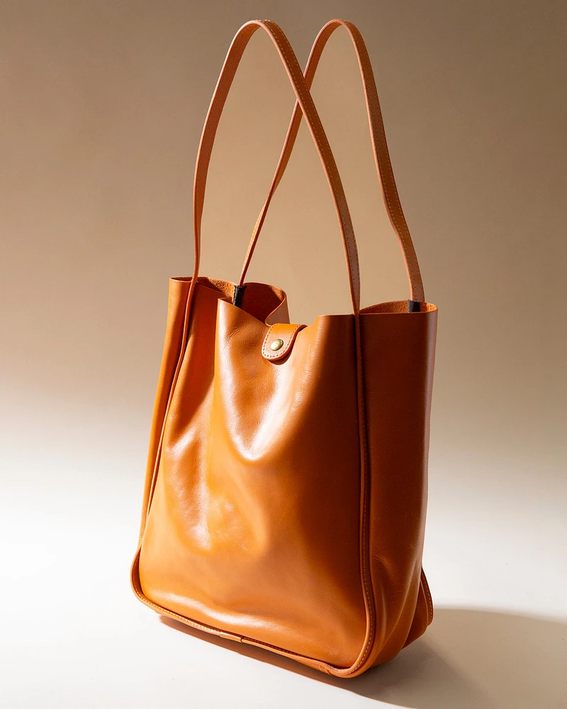 Belong Leather Purse