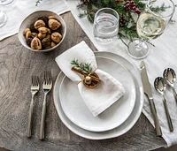 White Hemmed Linen Napkins, Set of 4