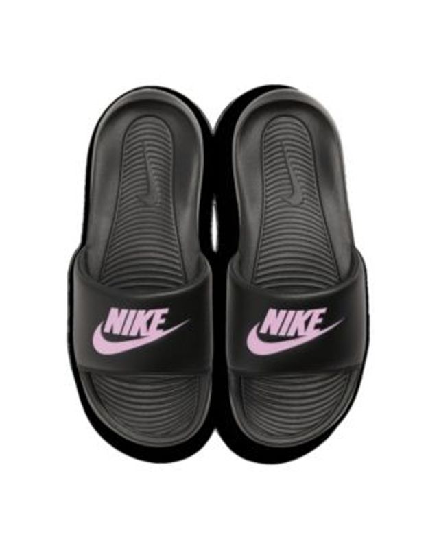 macys womens nike flip flops