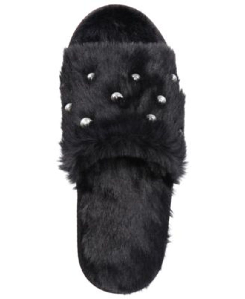 FOCO Women's Navy New York Yankees Two-Tone Crossover Faux Fur Slide  Slippers - Macy's