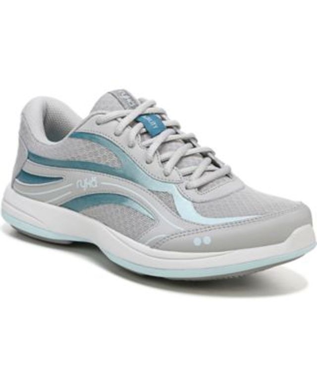 good walking shoes for wide flat feet