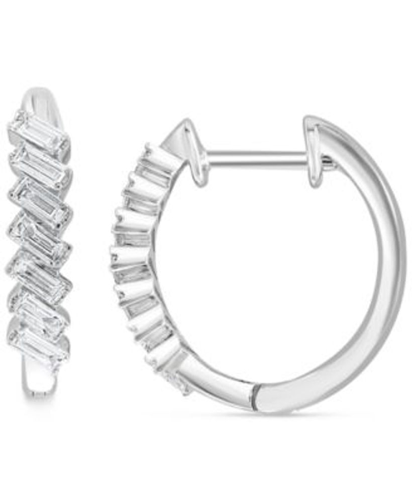 18k White Gold Small Hoop Earring