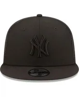 Men's New York Yankees New Era Blackout Trucker 9FIFTY Snapback Hat