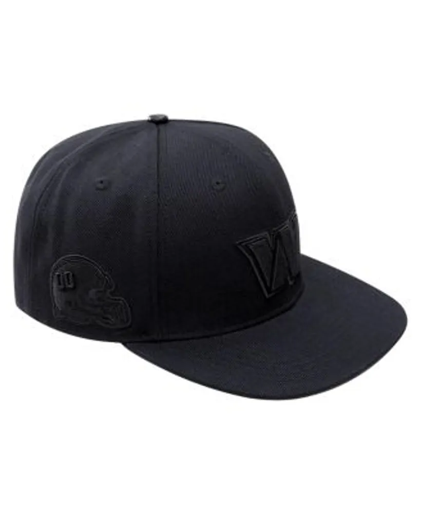 Pro Standard Men's Washington Commanders Triple Black Snapback Hat