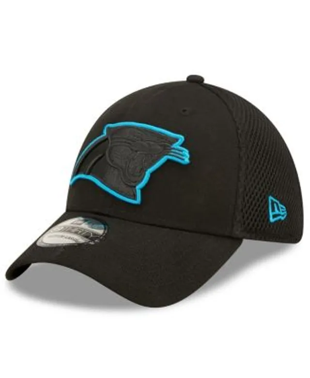 New Era / Men's Carolina Panthers Salute to Service 39Thirty Black Stretch  Fit Hat